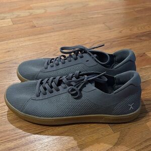Stylish Gray Sneakers with Gum Sole